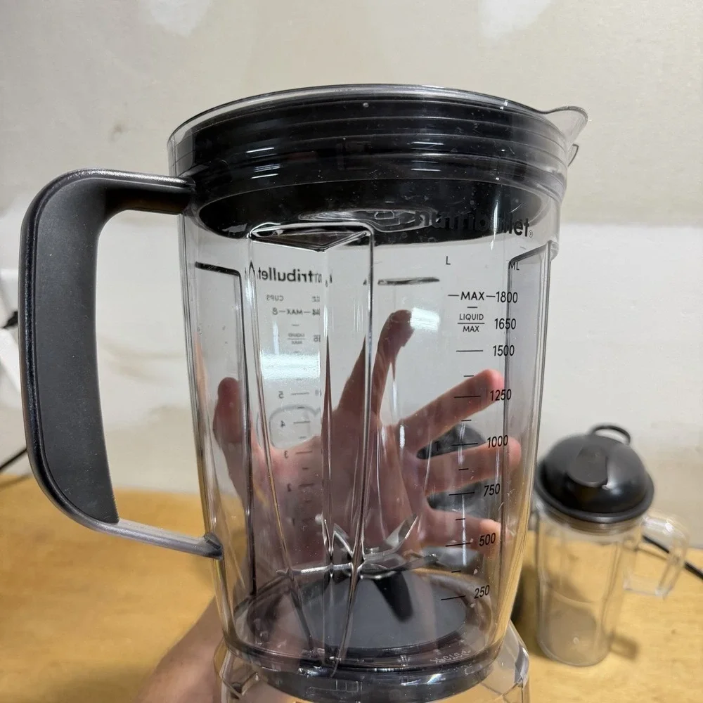 Nutribullet Blender 64 Oz Model NBC-12A Gray 1200 Watt Tested NBC-12A NBF70500P